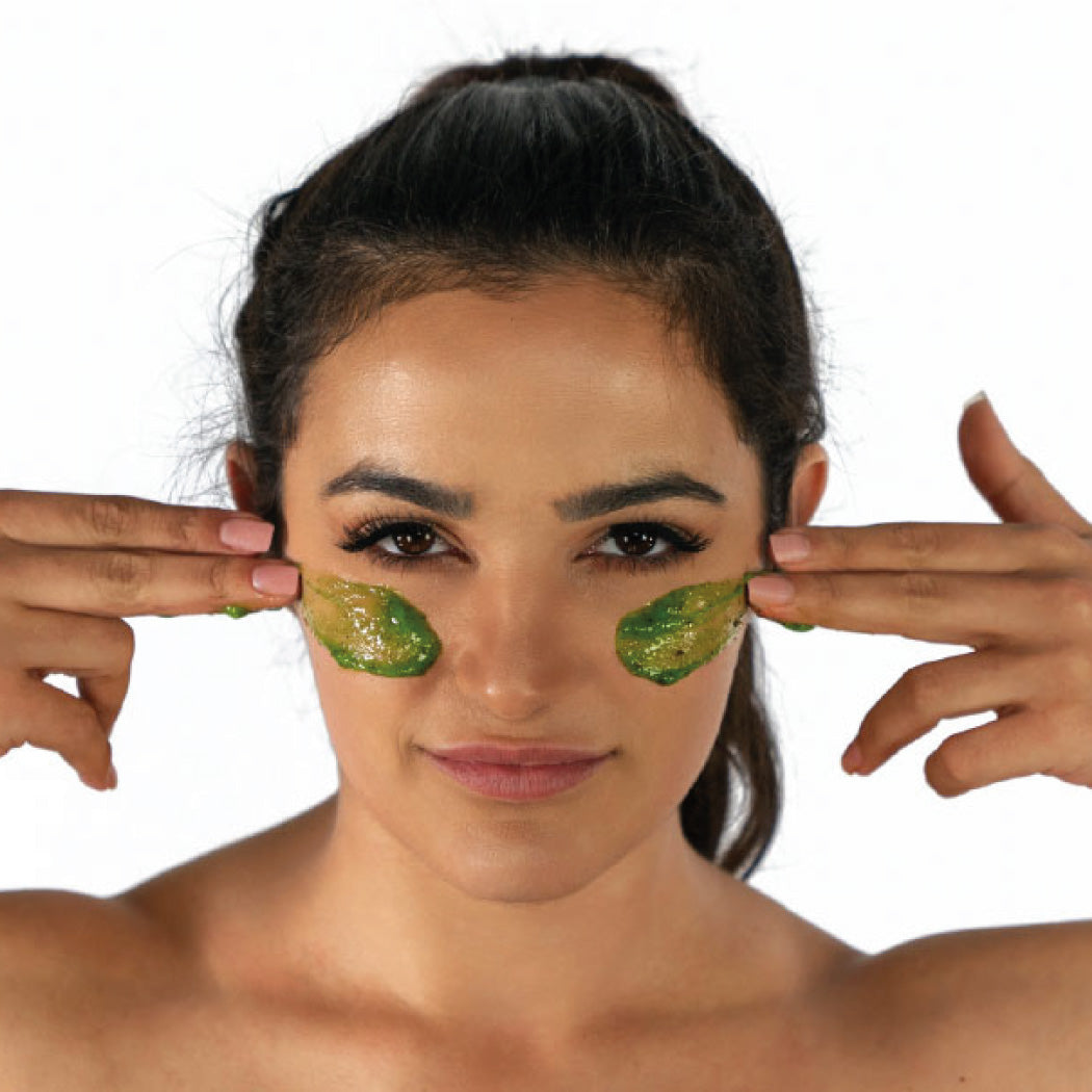 Entgiftende Peeling-Maske – Tiefenreinigung für strahlende Haut